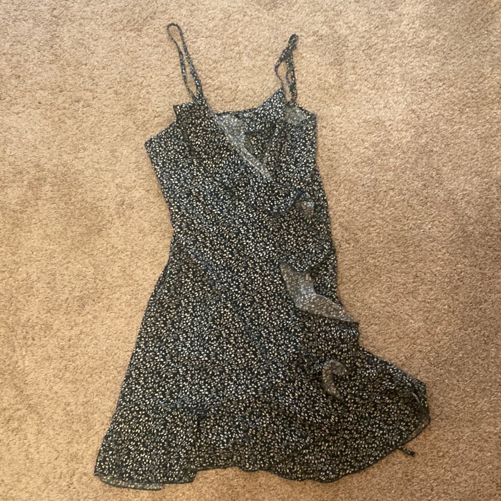 Green floral wrap dress!